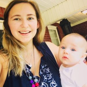 Meet your Posher, Megan